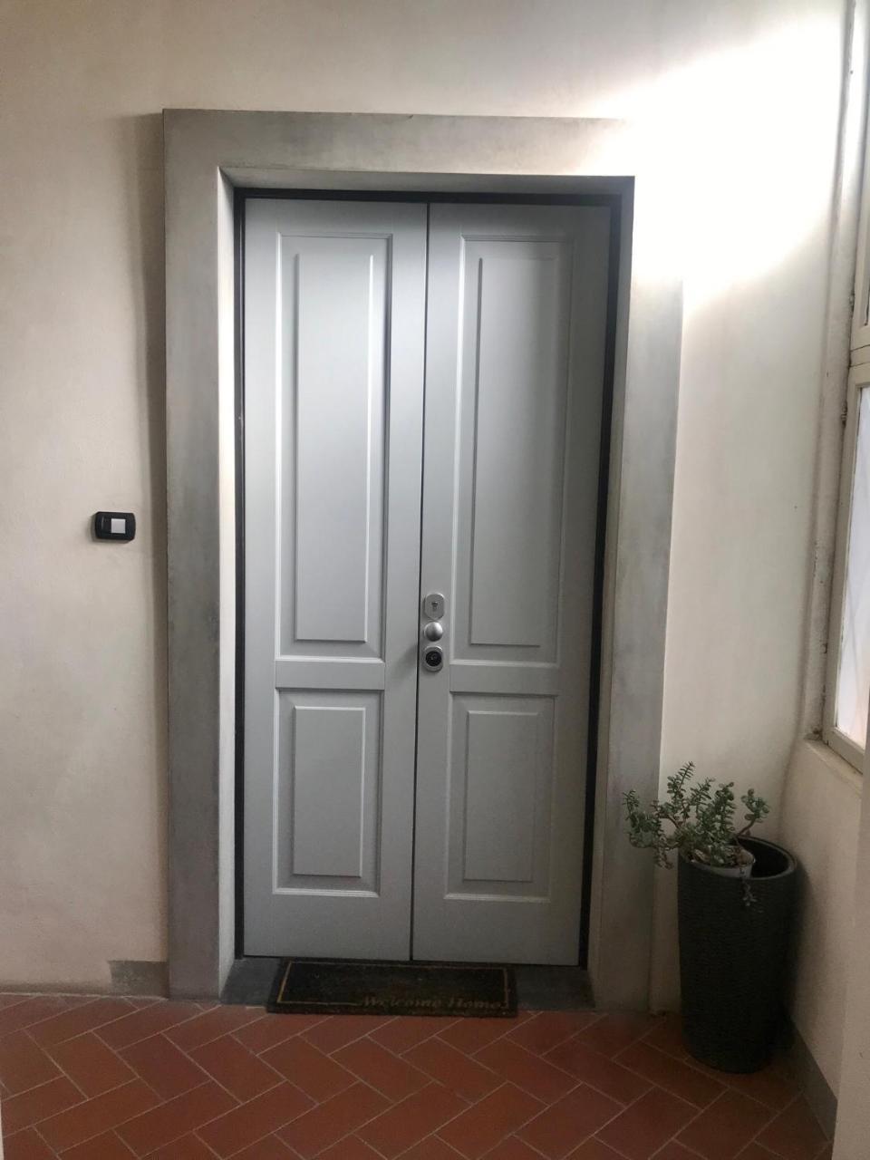 Flora II - Flora Inn 贝尔加莫 外观 照片
