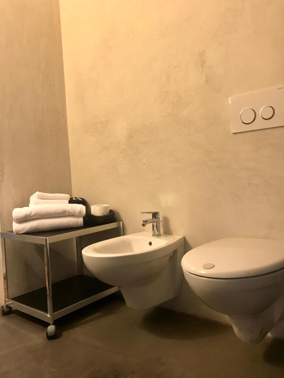 Flora II - Flora Inn 贝尔加莫 外观 照片